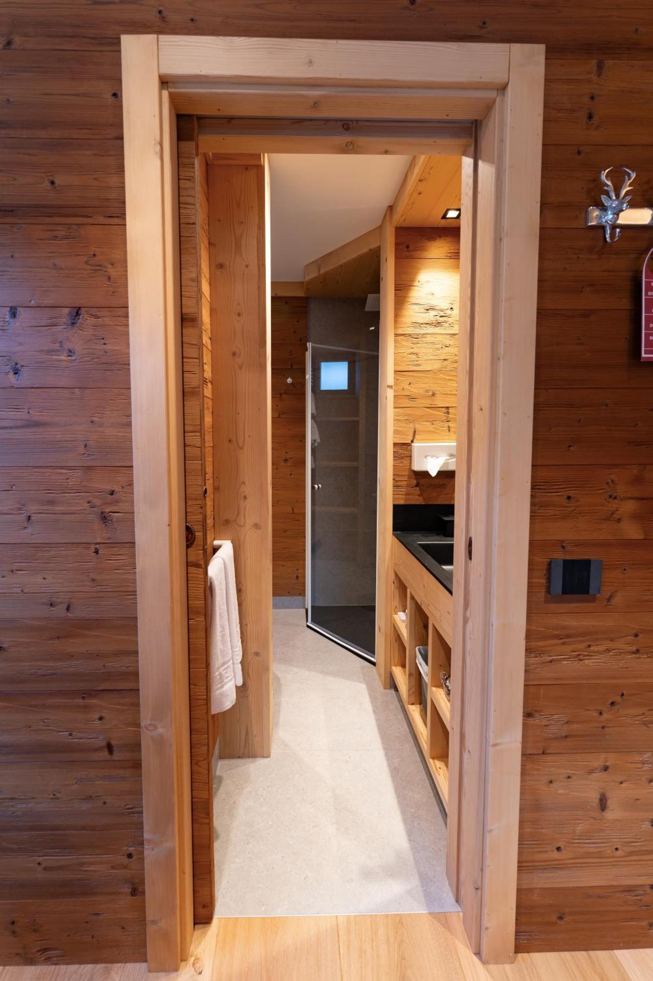 Hotel Villa Alpina ***S Cortina dʼAmpezzo Exterior foto