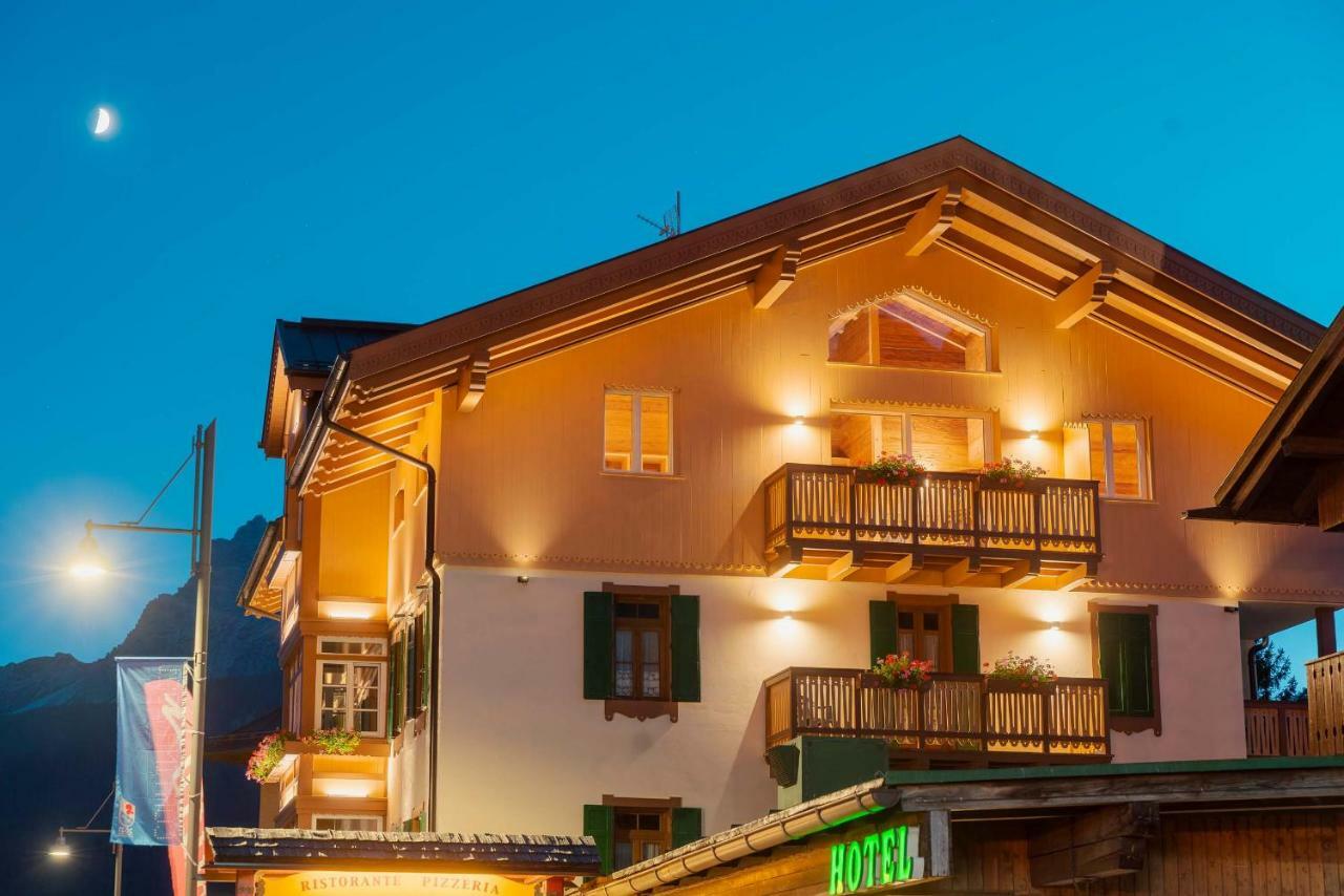 Hotel Villa Alpina ***S Cortina dʼAmpezzo Exterior foto
